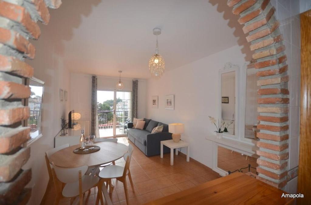 La Amapola, A Little Oasis With Sea View, 200 Meters From The Beach. Nerja Bagian luar foto
